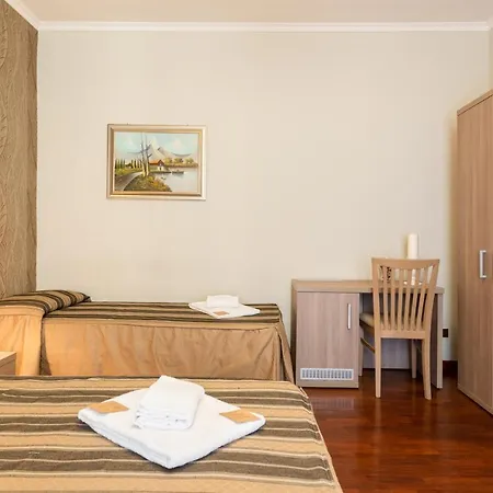Bed and breakfast Dreams 3*