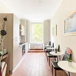 Dreams Bed & Breakfast 3*